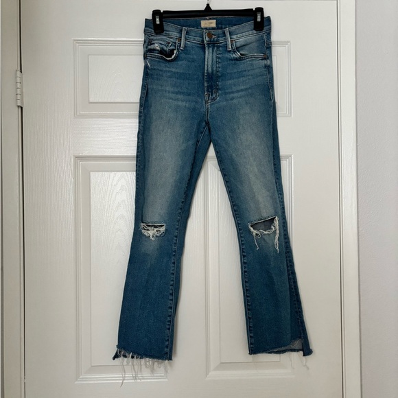MOTHER The Insider Crop Step Fray Jeans - Picture 2 of 8